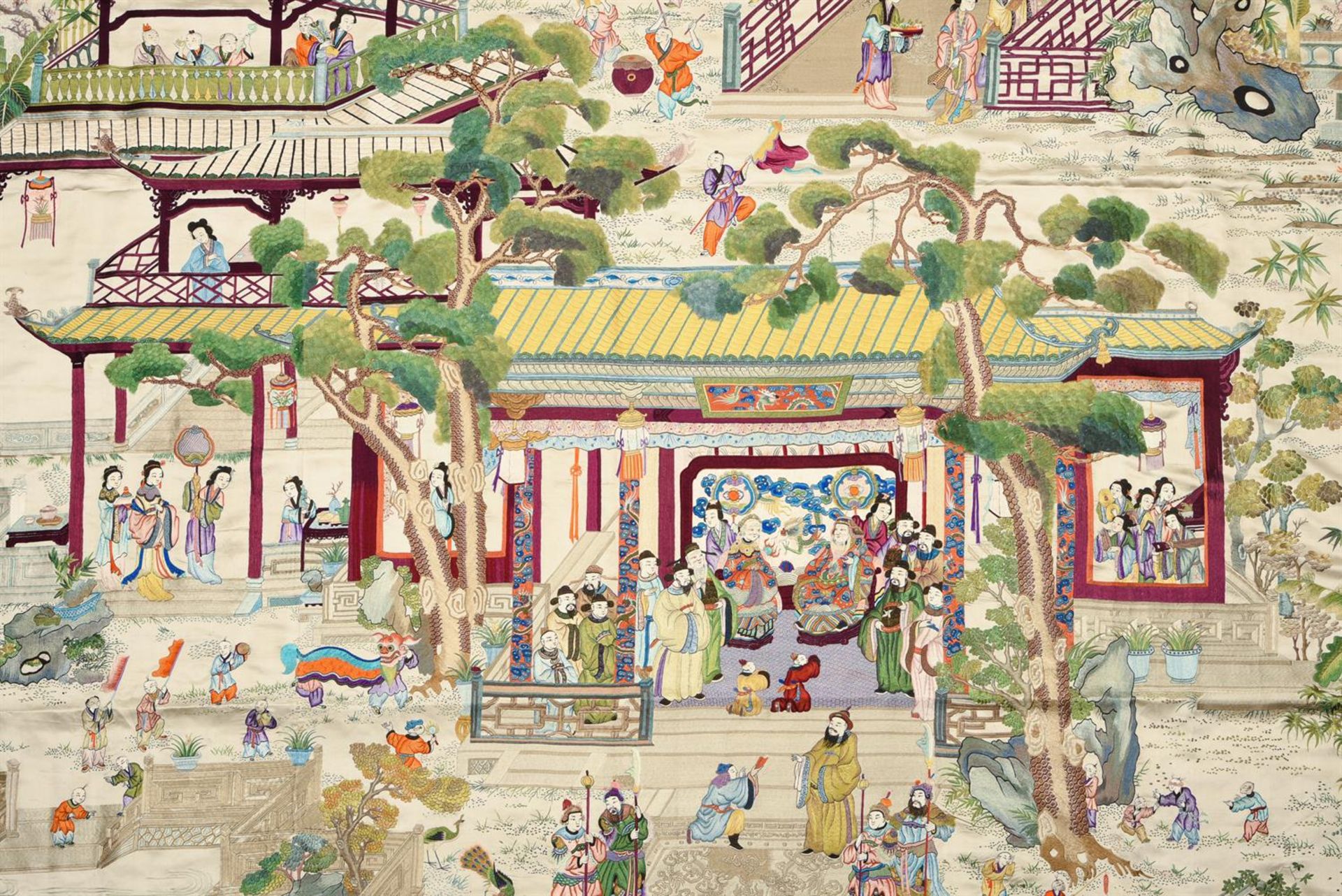 A large attractive Chinese Suzhou silk 'Birthday Celebration' hanging - Bild 2 aus 7