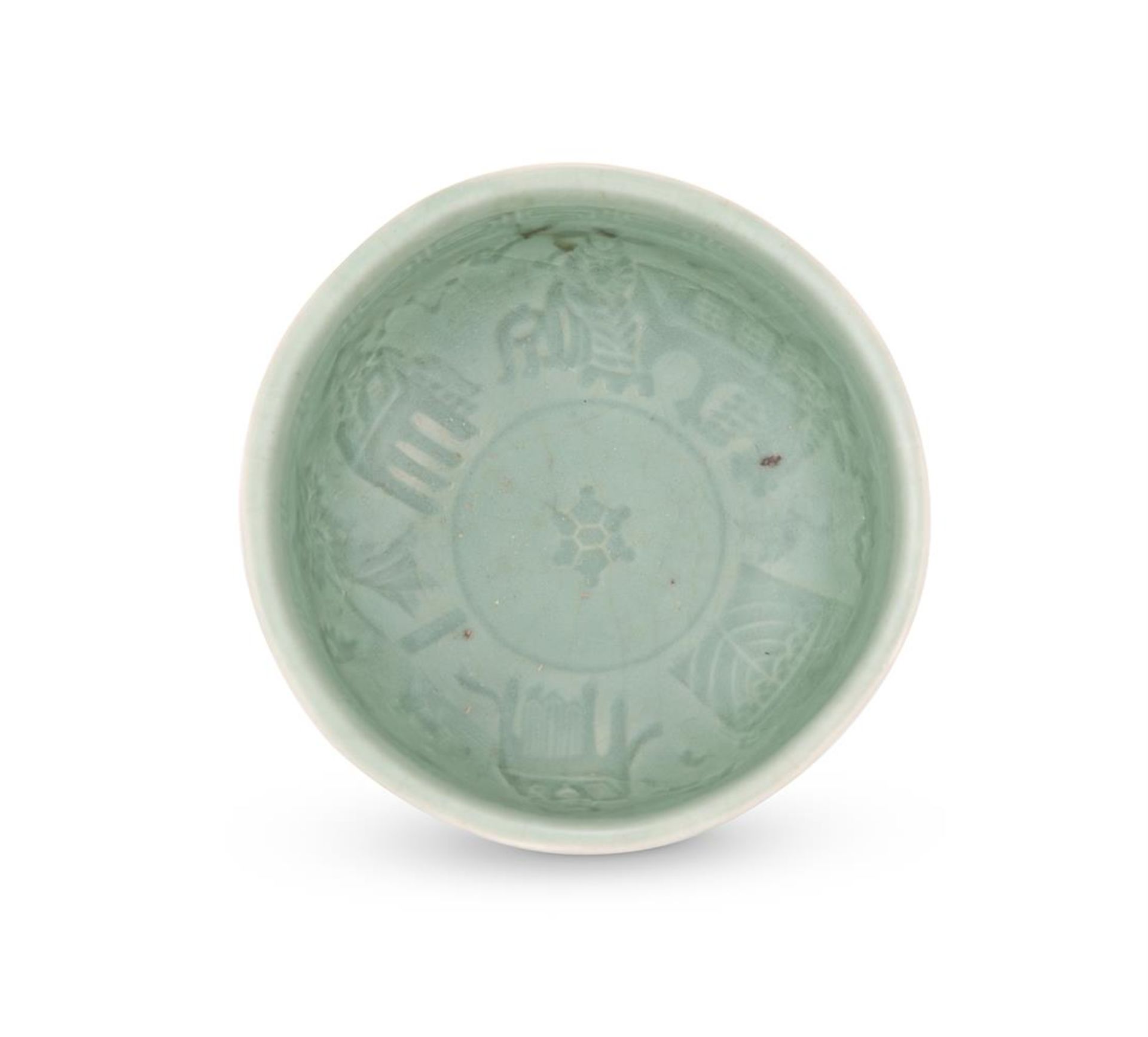 An unusual Chinese Longquan celadon bowl - Bild 3 aus 4