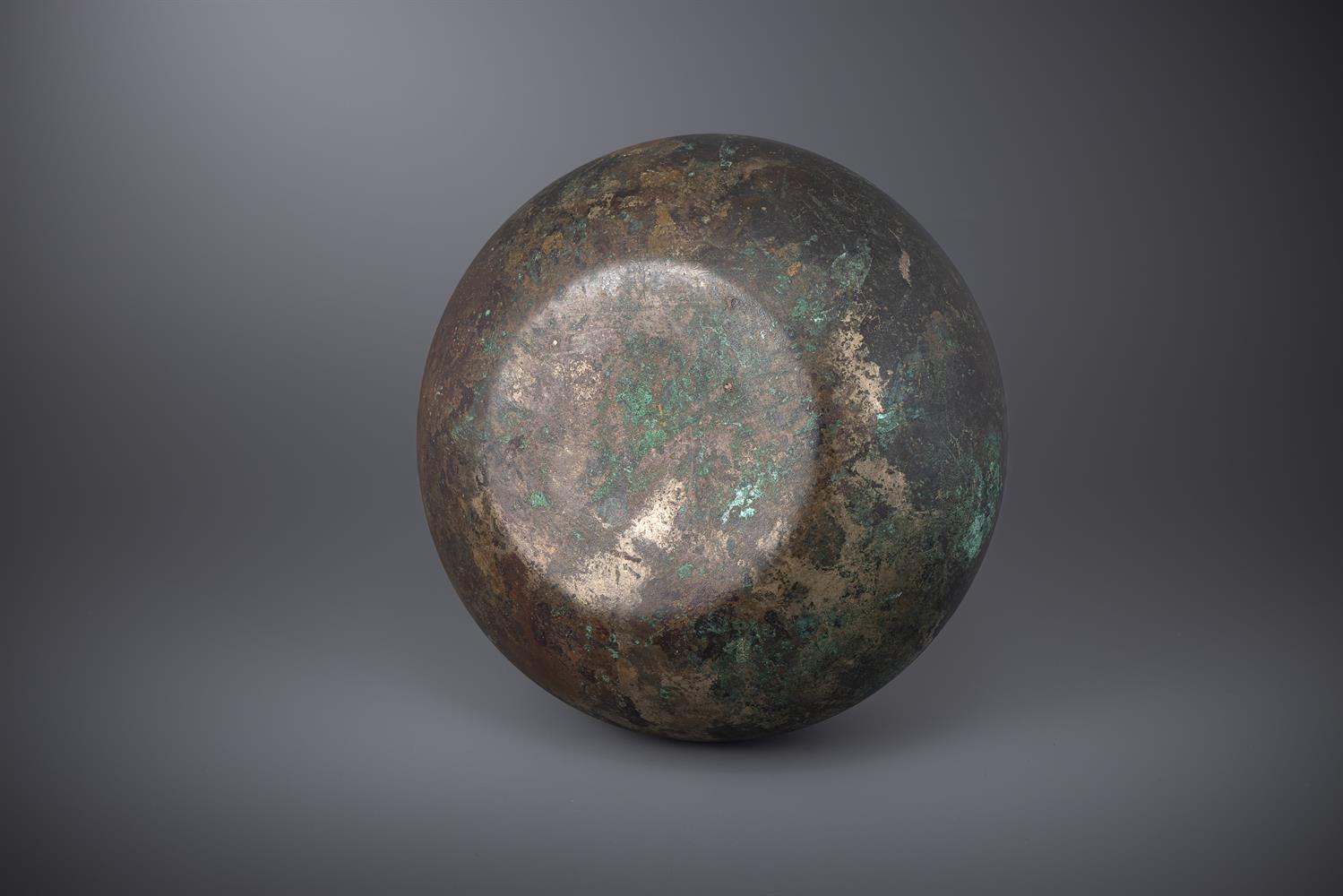 A Chinese bronze alms bowl - Image 3 of 3
