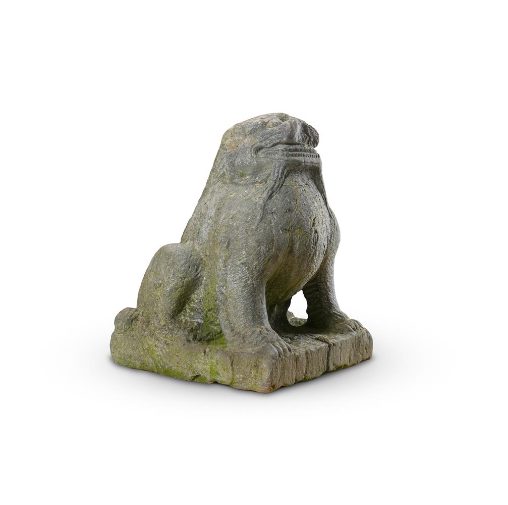 Am attractive large grey stone figure of a seated lion - Image 3 of 5