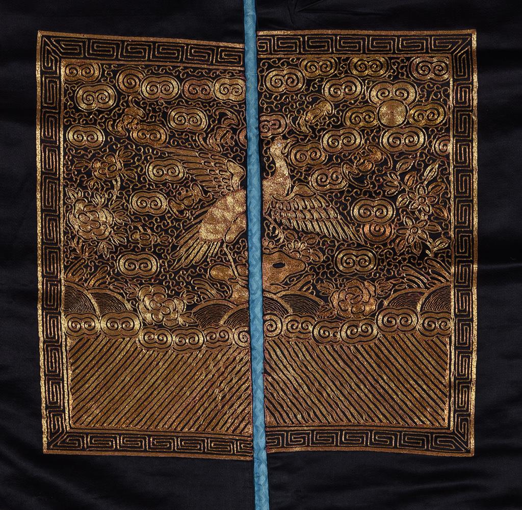 A good Han Chinese silk embroidered surcoat for a women - Image 4 of 5
