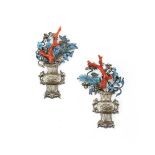 Y An attractive pair of Chinese silver-mounted hair embellishments