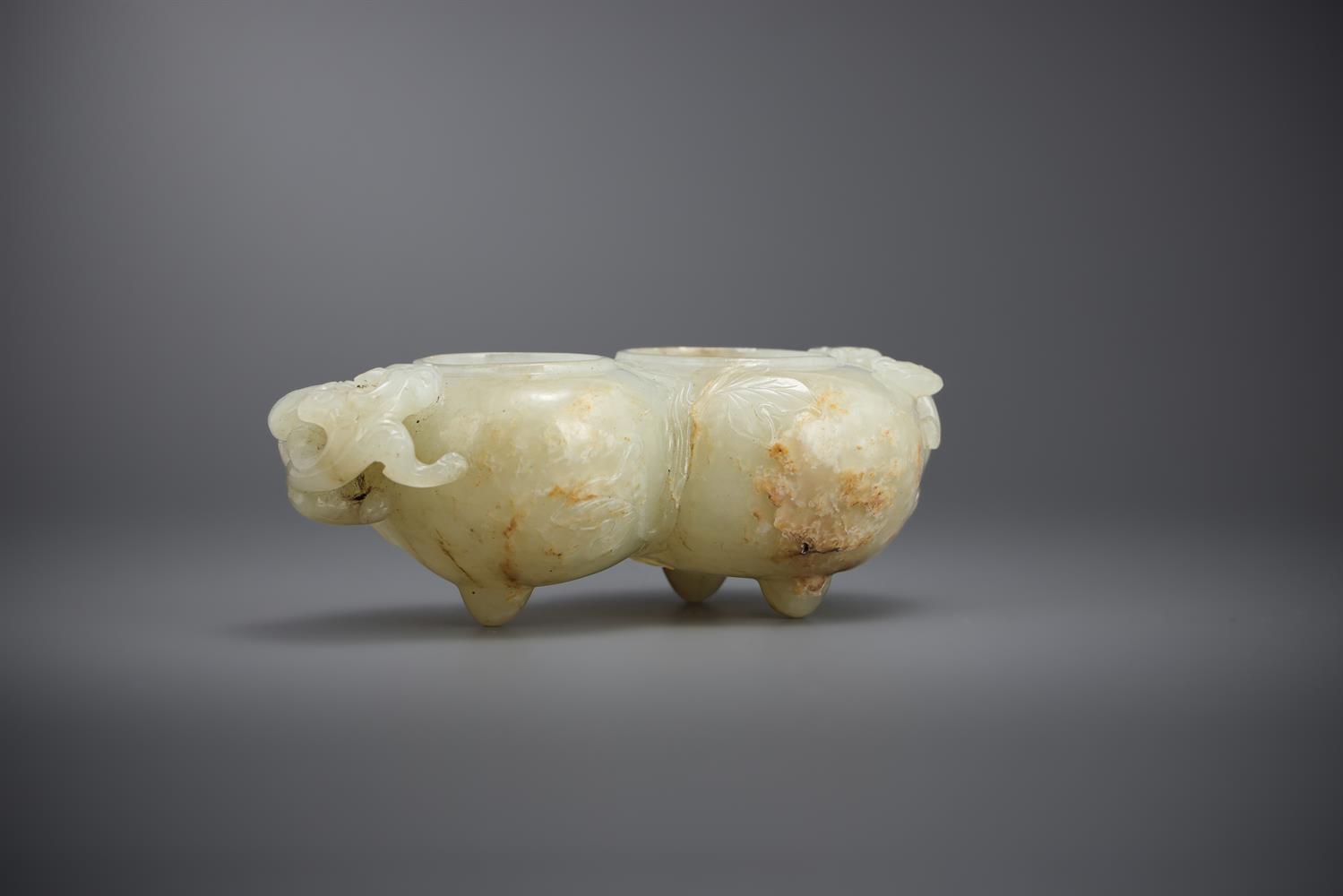 A Chinese jade double gourd brush washer - Image 4 of 5