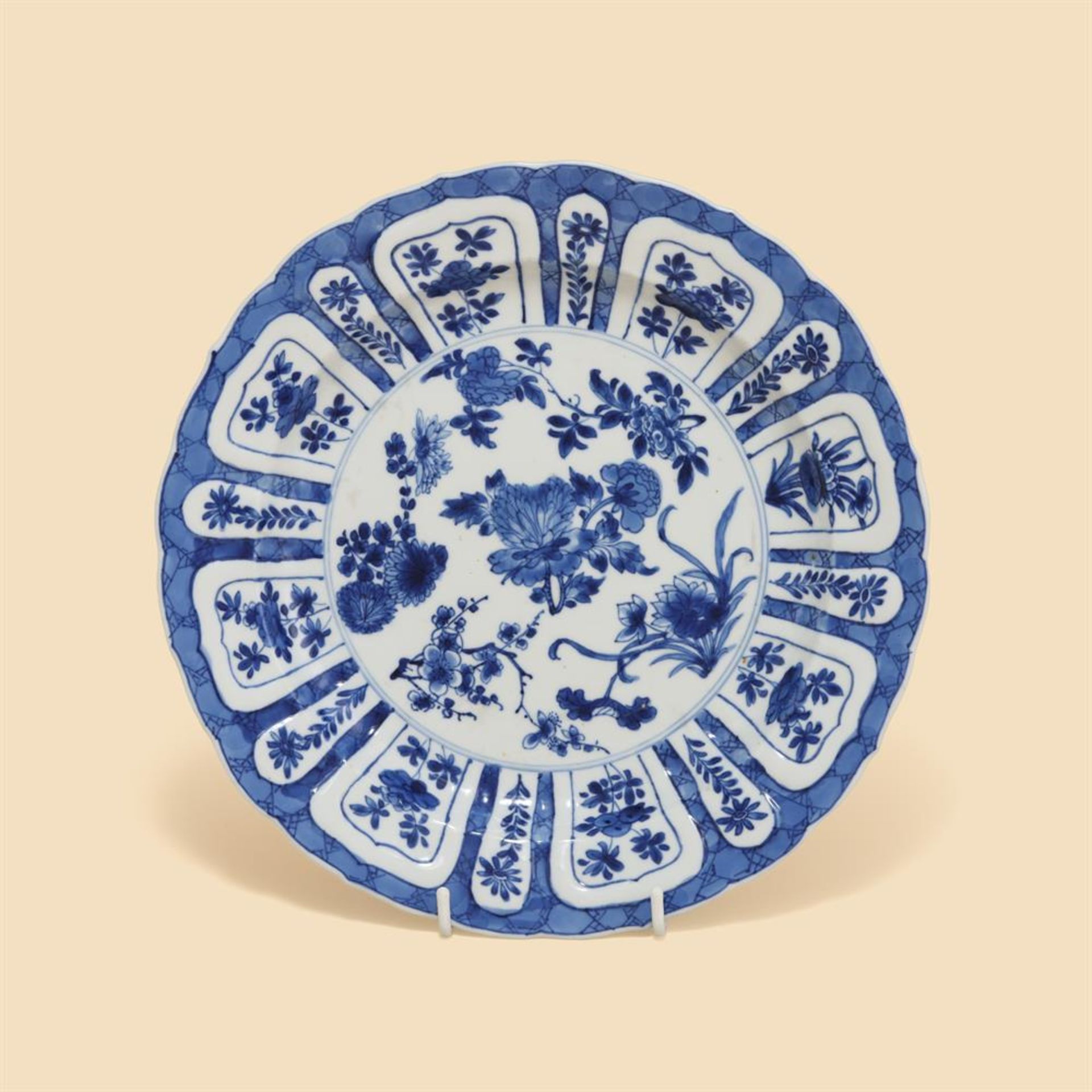 A Chinese blue and white lobed plate