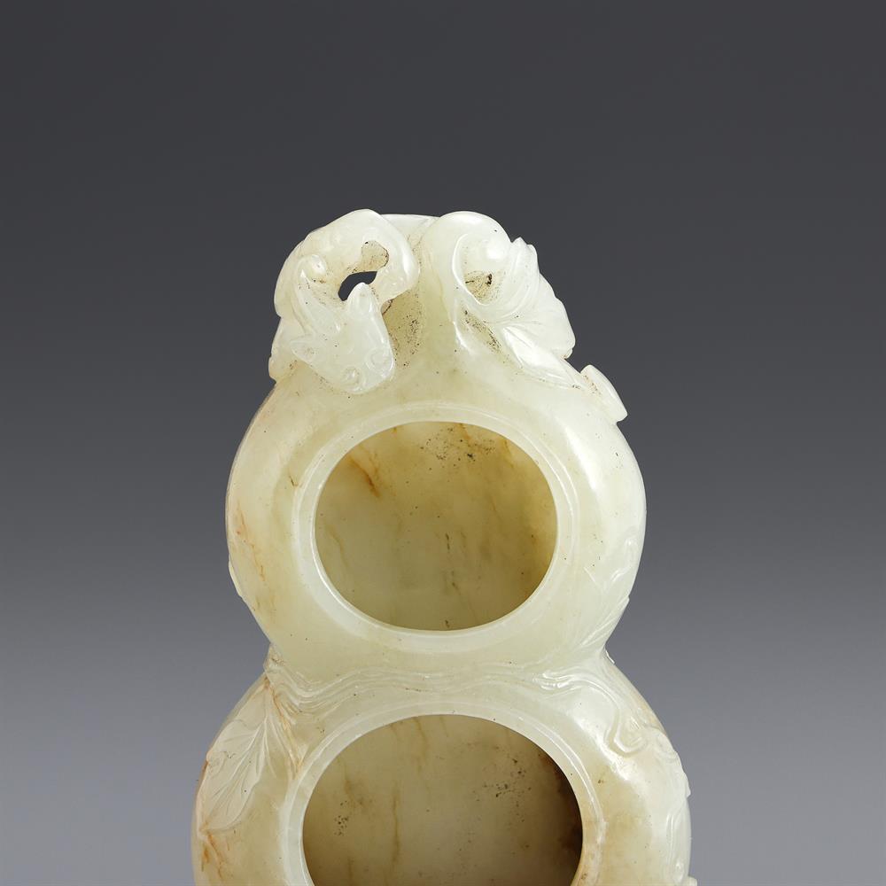 A Chinese jade double gourd brush washer - Image 2 of 5