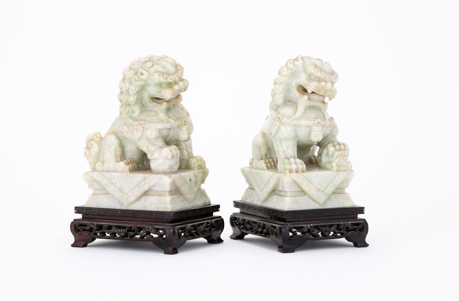 A pair of Chinese jadeite Buddhist lions - Image 2 of 5