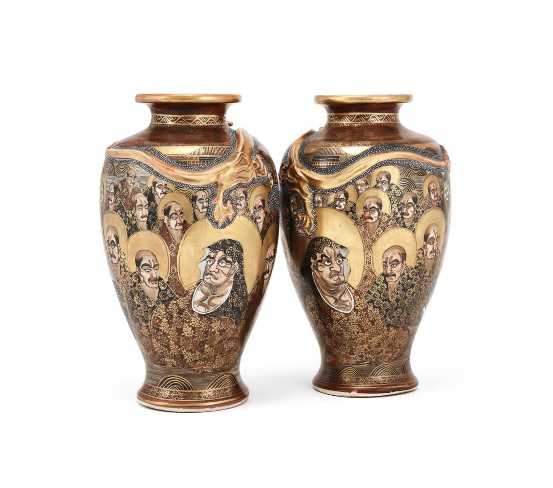 A pair of Japanese Satsuma pottery vases - Bild 3 aus 5