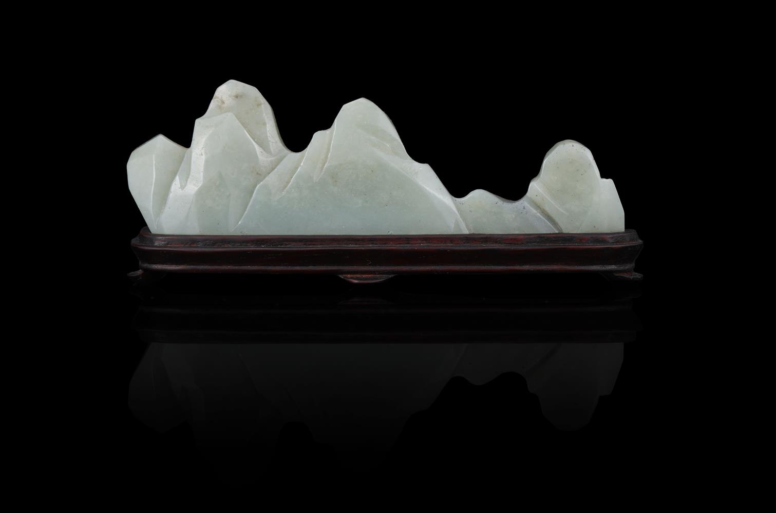 A Chinese celadon jade mountain-form brush rest - Image 2 of 2
