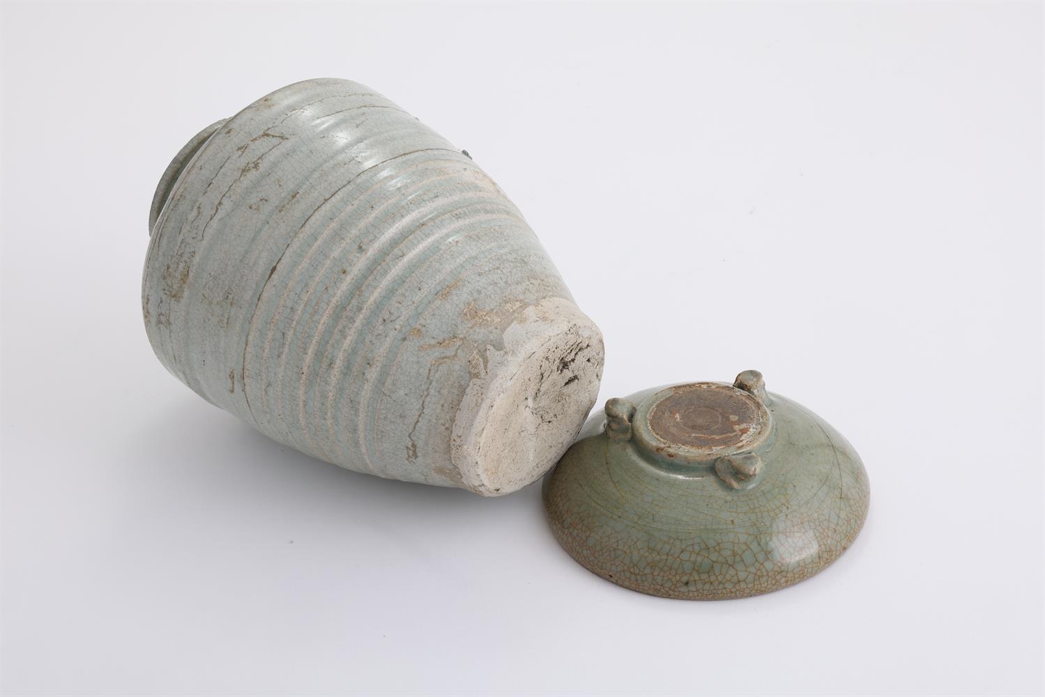 A small Chinese 'longquan' tripod celadon censer - Image 3 of 3
