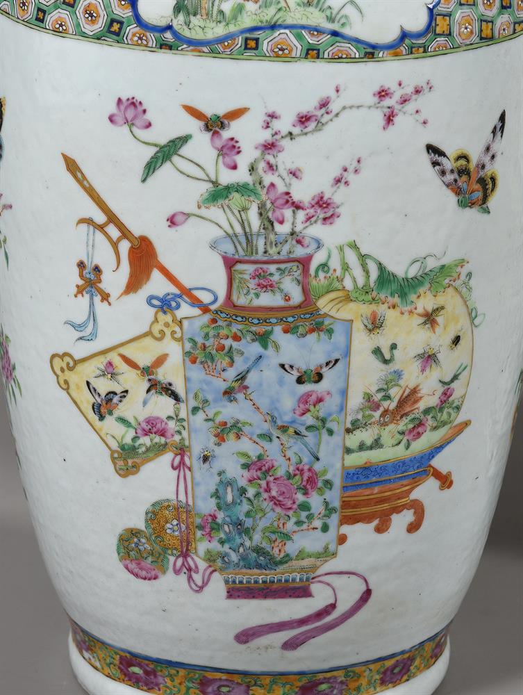 A large pair of Cantonese vases - Image 3 of 5