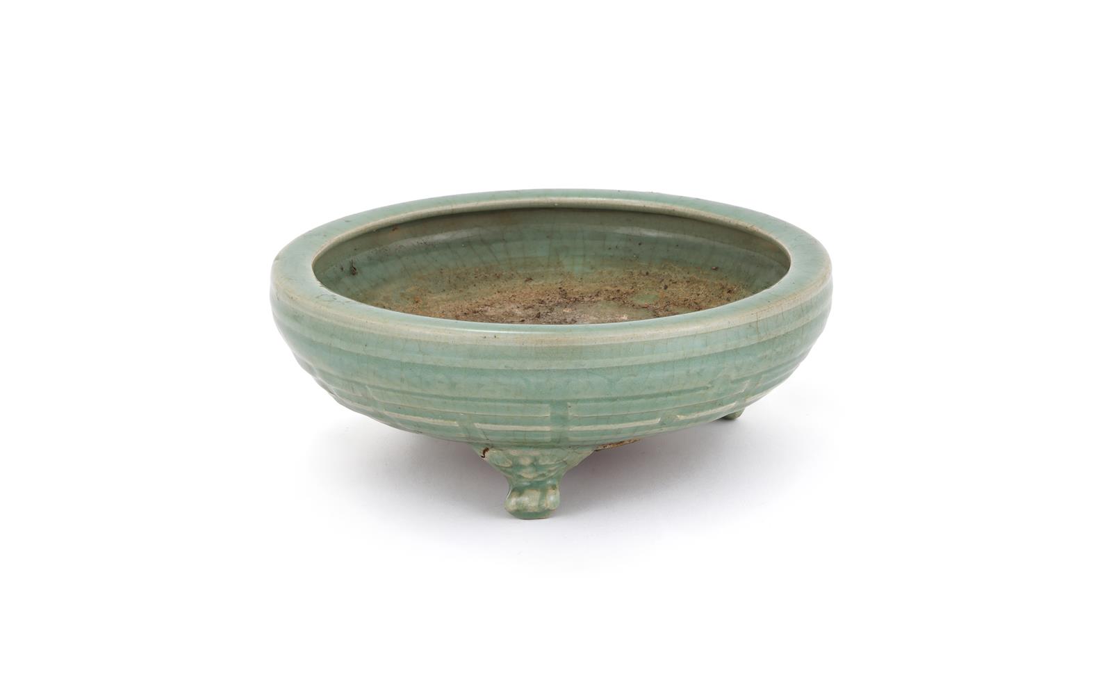 A Chinese 'longquan' celadon 'Eight Trigrams' tripod censer - Image 2 of 2