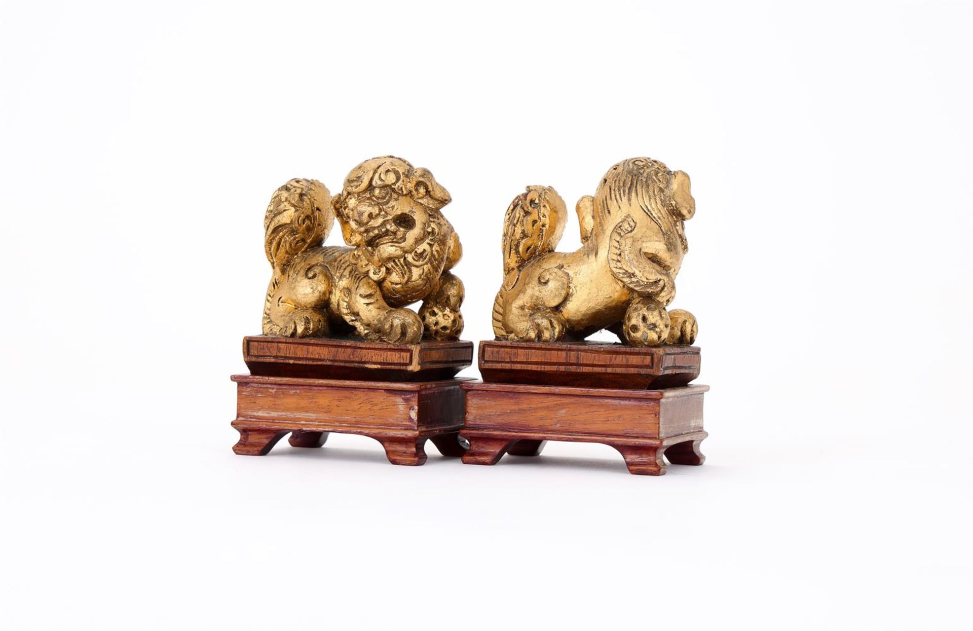 A pair of Chinese jadeite Buddhist lions - Image 5 of 5