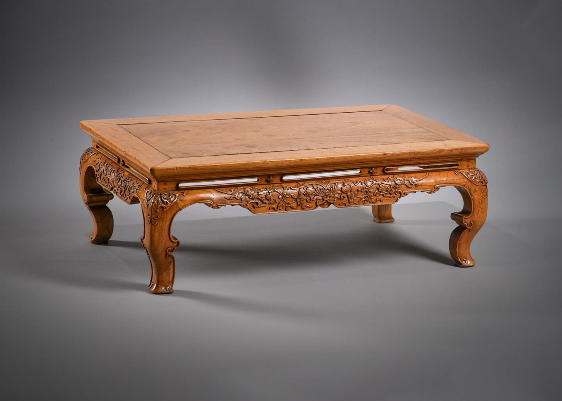 A Chinese carved fruitwood Kang Table - Bild 4 aus 4
