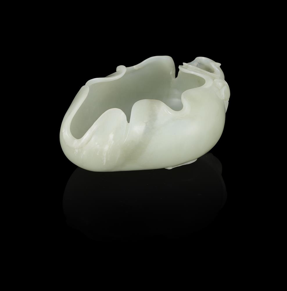 A Chinese carved celadon jade water pot - Image 2 of 4