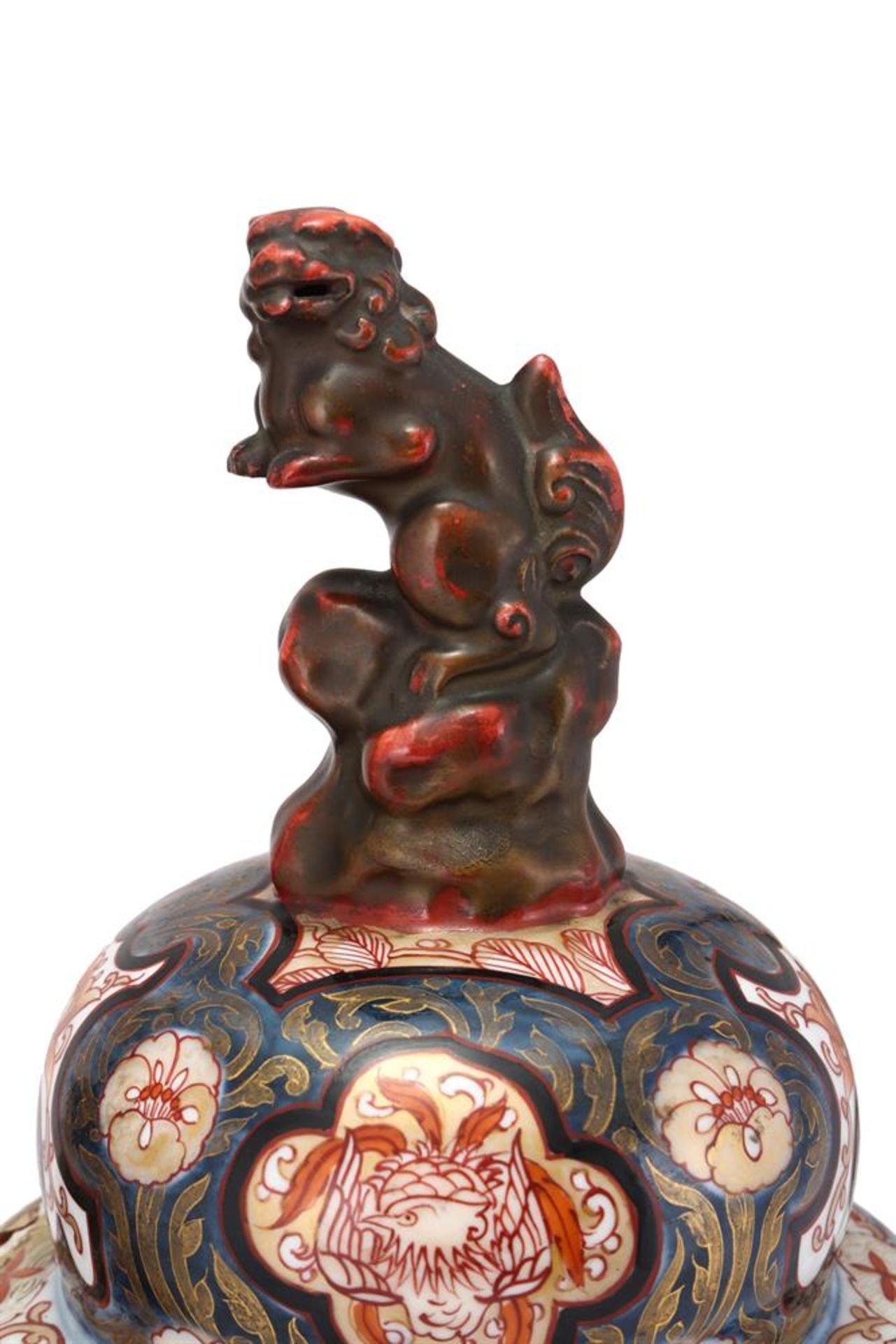 A large pair of Samson or Continental Imari vases and covers - Bild 5 aus 5