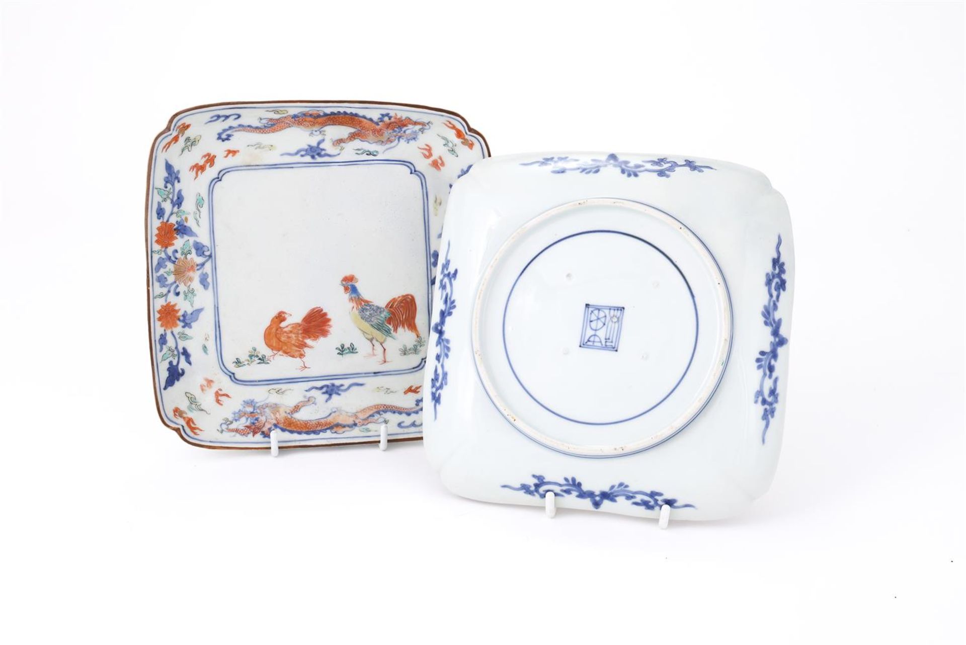 A Pair of Arita Porcelain Dishes - Bild 2 aus 2