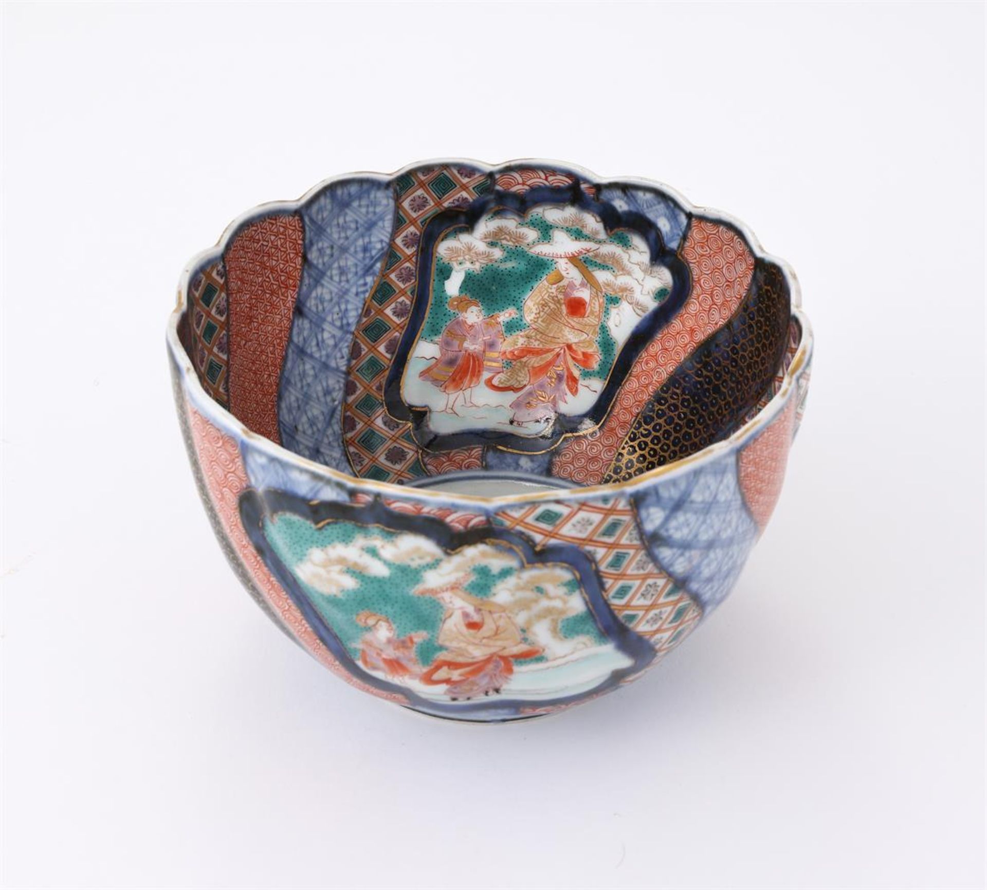 A Japanese Arita Porcelain Bowl - Bild 6 aus 7