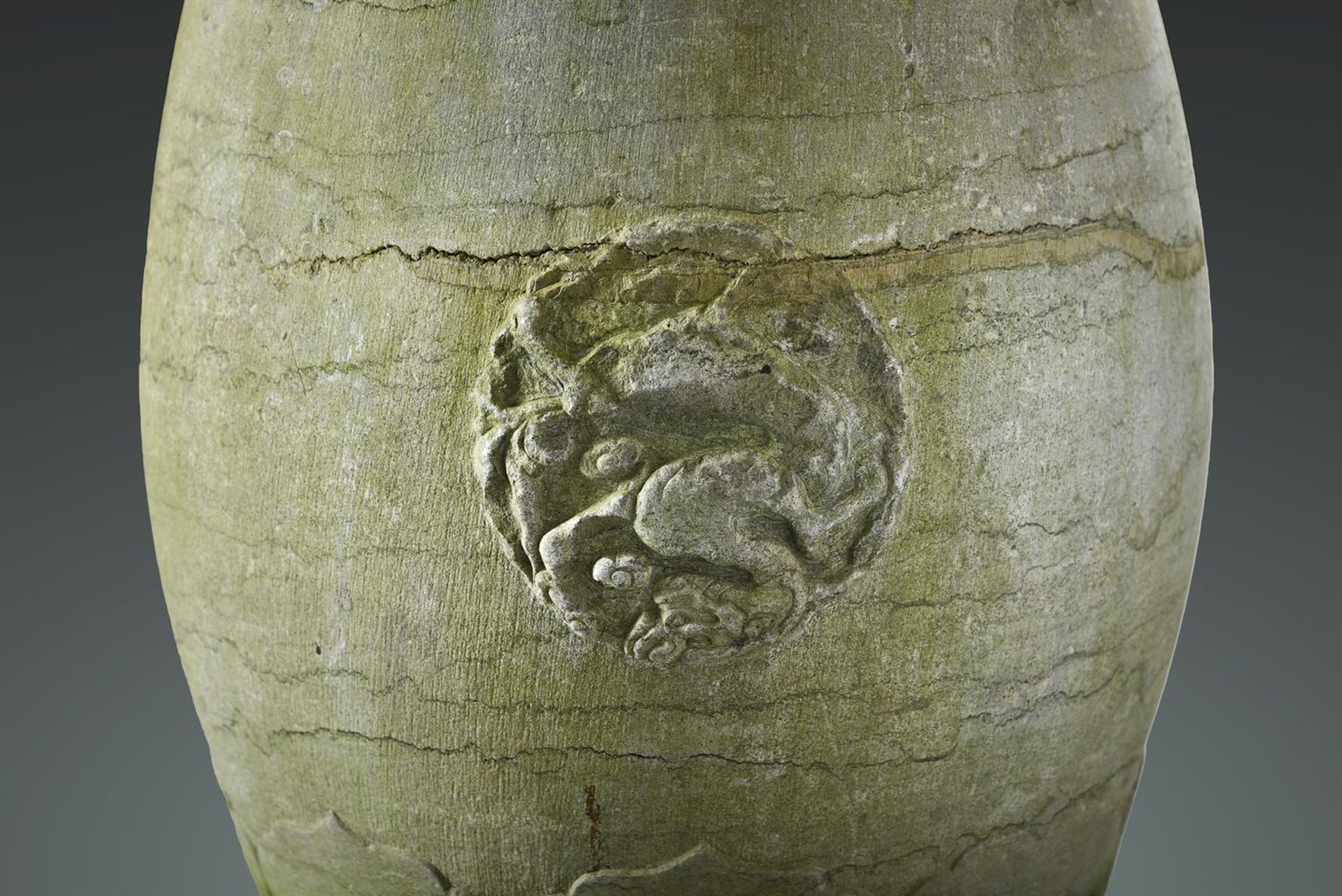 A large pair of stone barrel-shaped garden seats - Bild 4 aus 5