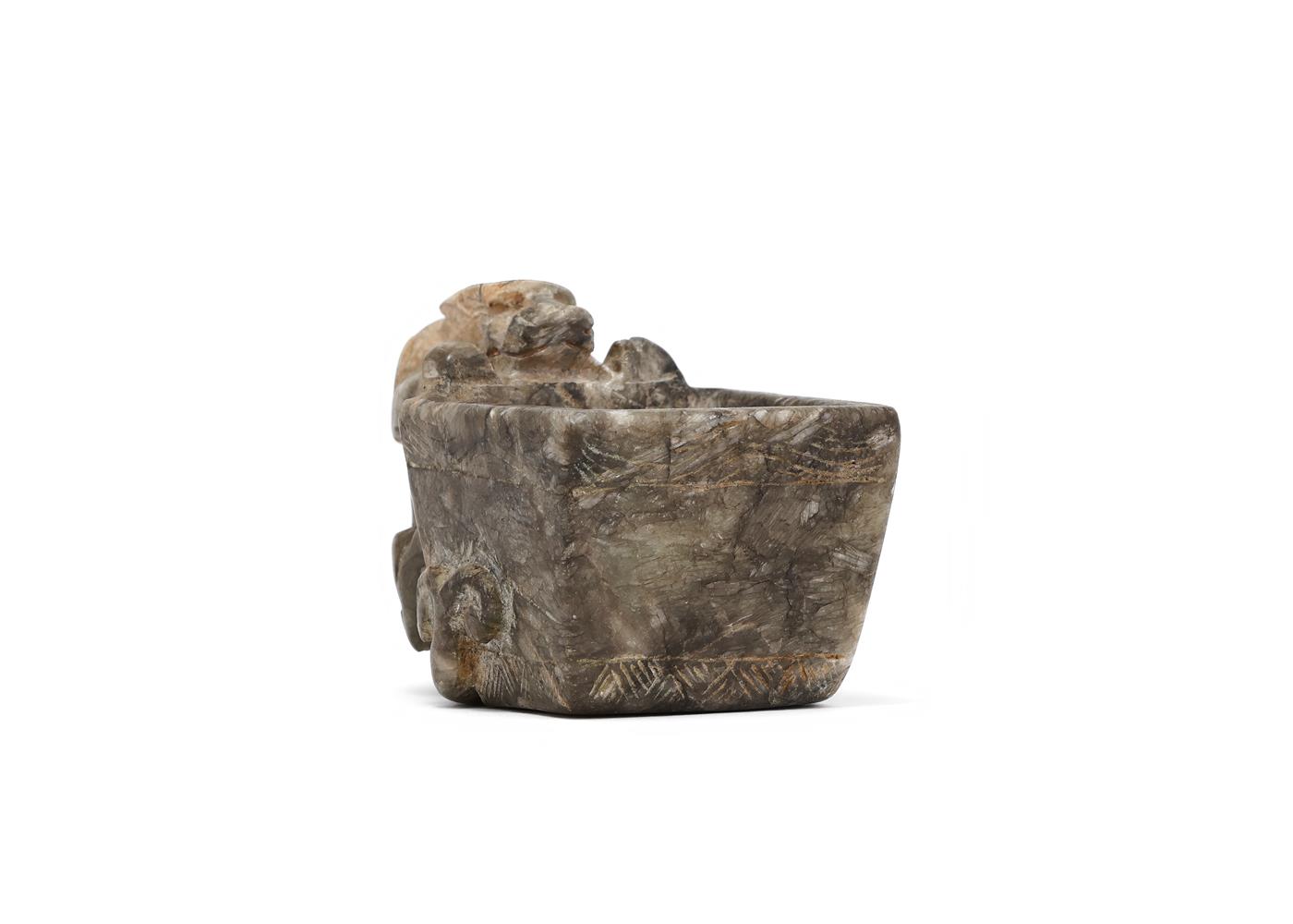 A Chinese grey and black jade 'chilong' cup - Image 4 of 5