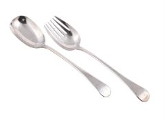 A PAIR OF GEORGE III SILVER OLD ENGLISH PATTERN SALAD SERVERS
