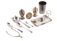 A COLLECTION OF SILVER ITEMS