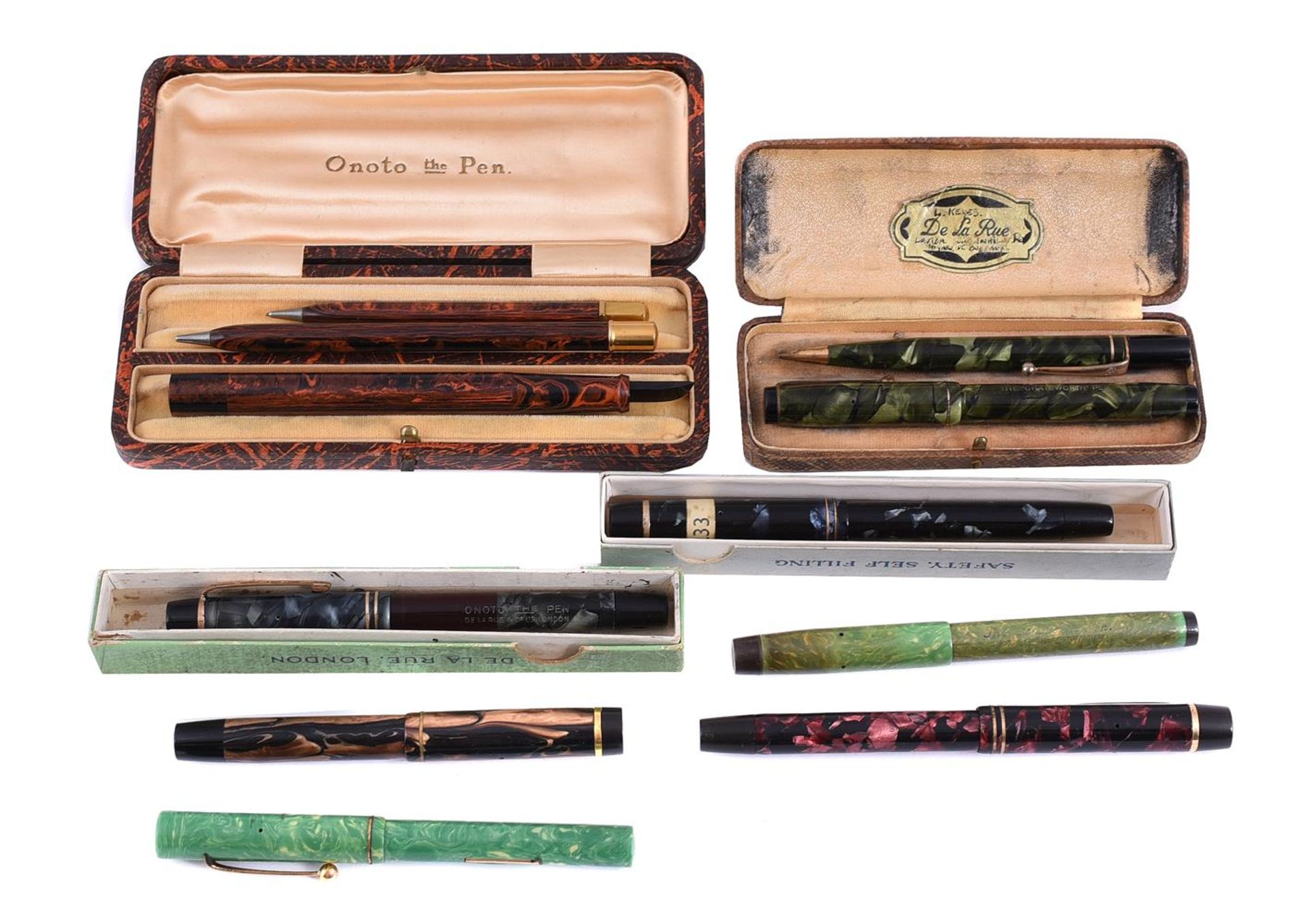 DE LA RUE, A COLLECTION OF FIVE FOUNTAIN PENS AND FURTHER PENS AND PENCILS