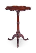 A MAHOGANY TRIPOD TABLE LATE 19TH OR EARLY 20TH CENTURY