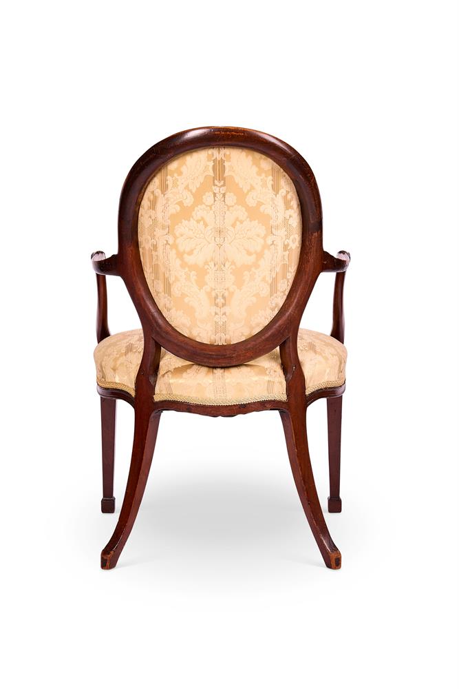 A GEORGE III MAHOGANY OPEN ARMCHAIR - Image 4 of 4