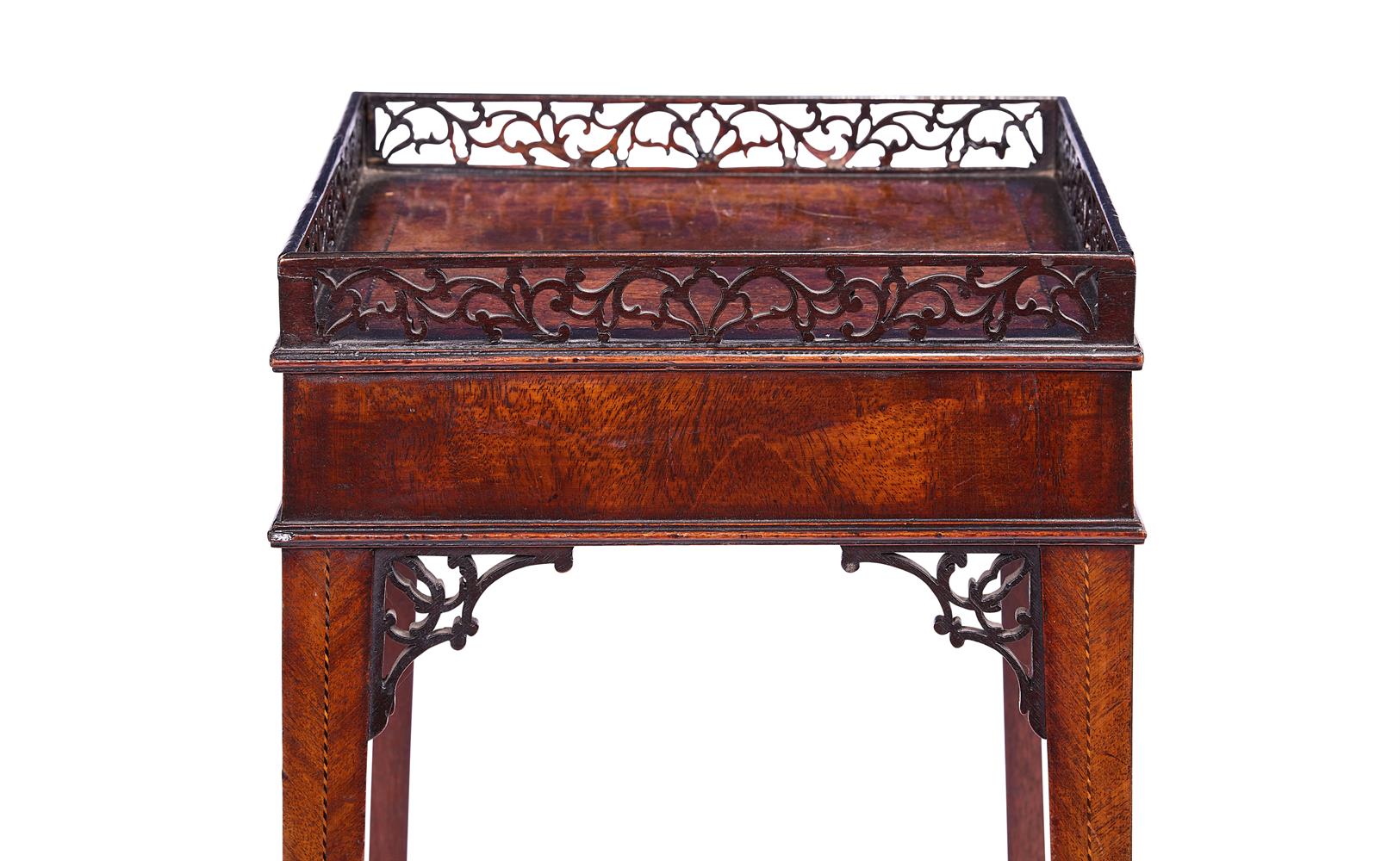 A GEORGE III MAHOGANY KETTLE STAND CIRCA 1760 - Image 3 of 3