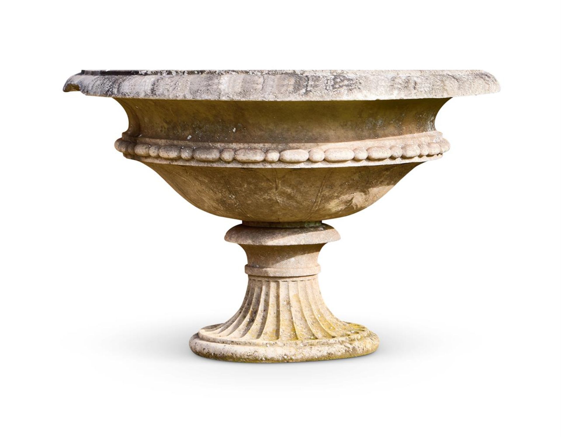 A LARGE PAIR OF MARBLE PEDESTAL TAZZA, 19TH CENTURY - Bild 2 aus 3