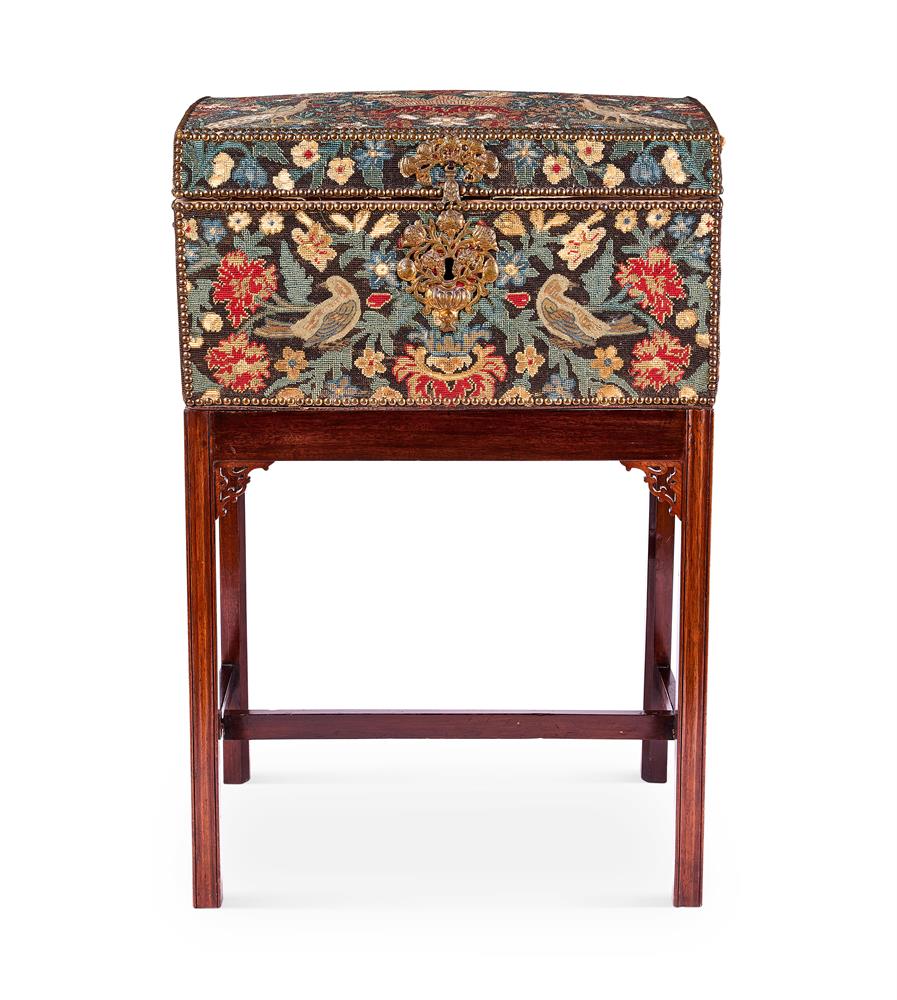 A GEORGE I GROS AND PETIT POINT NEEDLEWORK DOMED COFFER ON LATER STAND CIRCA 1720 - Image 2 of 3