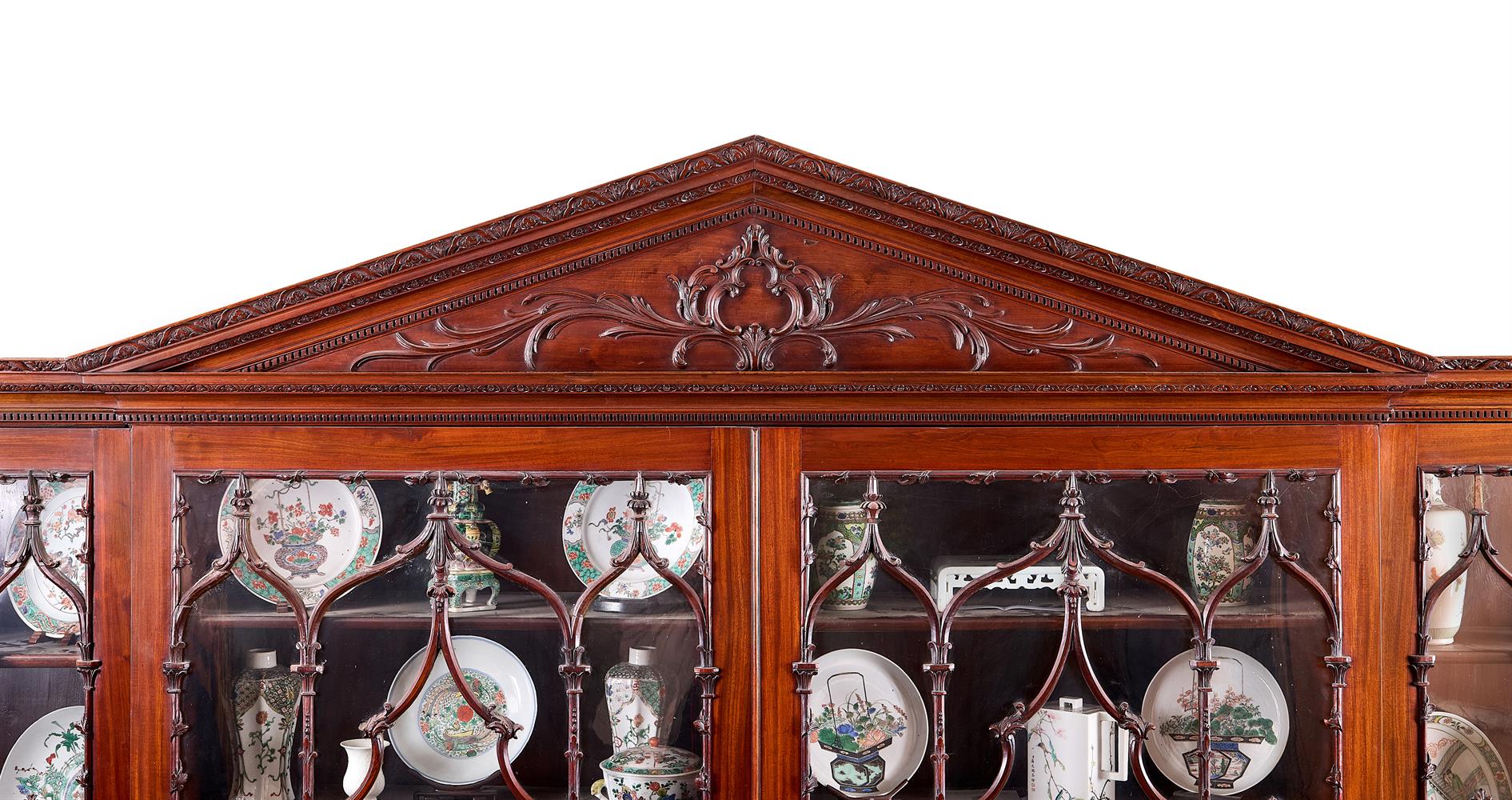 A GEORGE III MAHOGANY BREAKFRONT BOOKCASE MID-18TH CENTURY AND LATER - Image 3 of 3