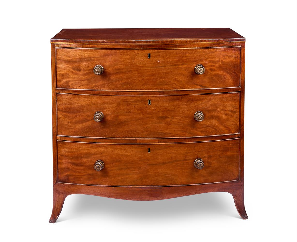 A REGENCY MAHOGANY BOWFRONT CHEST EARLY 19TH CENTURY