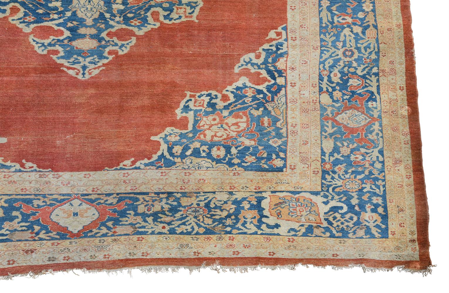 A ZIEGLER CARPET SULTANABAD DISTRICT CIRCA 1880 - Image 3 of 3