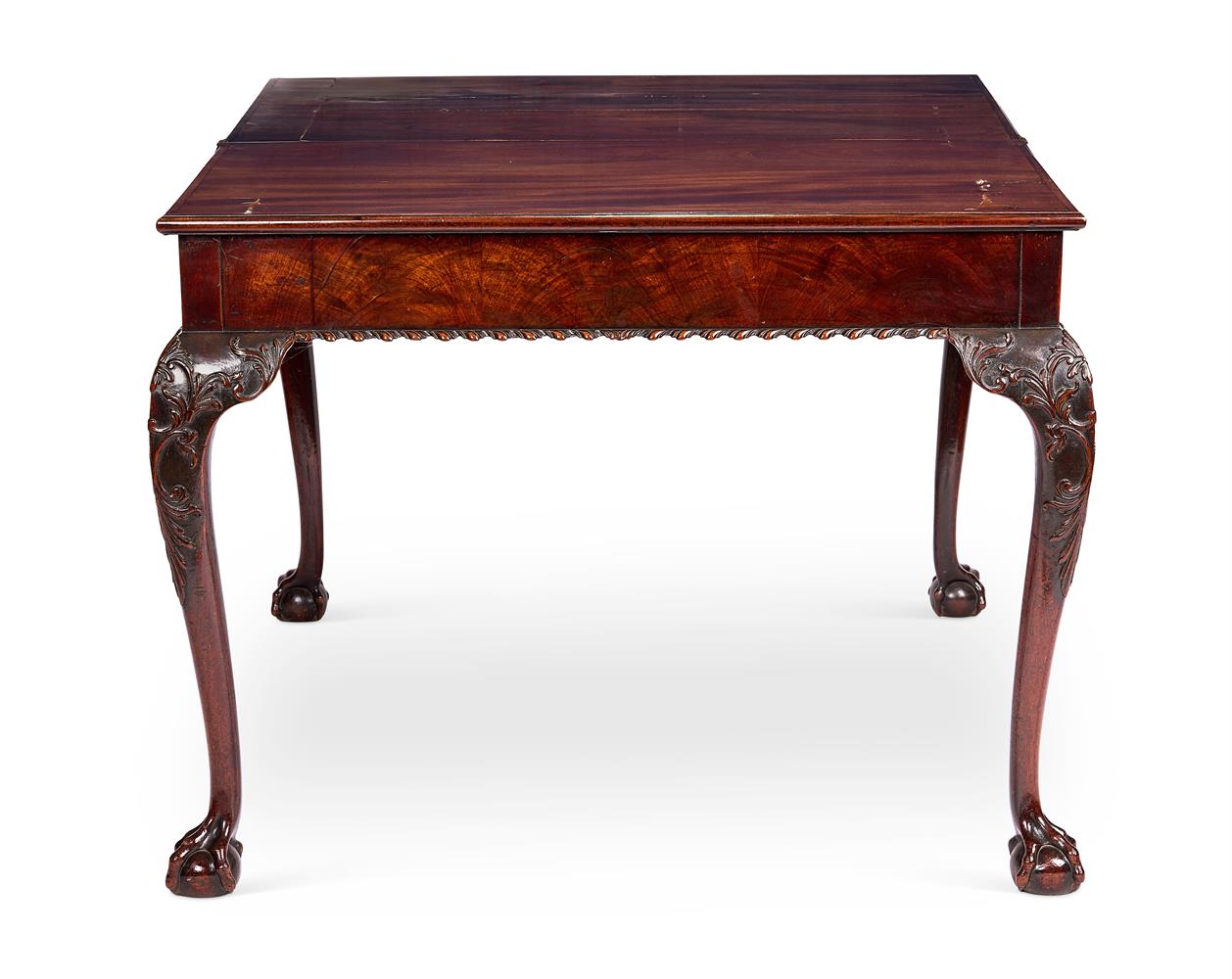 A GEORGE II MAHOGANY CONCERTINA ACTION TEA-TABLE - Image 2 of 4