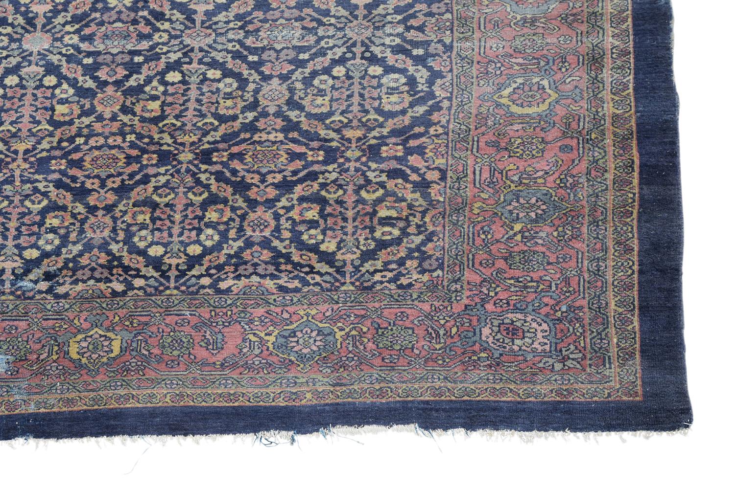 A FEREGHAN CARPET WEST PERSIA CIRCA 1900 - Image 2 of 3