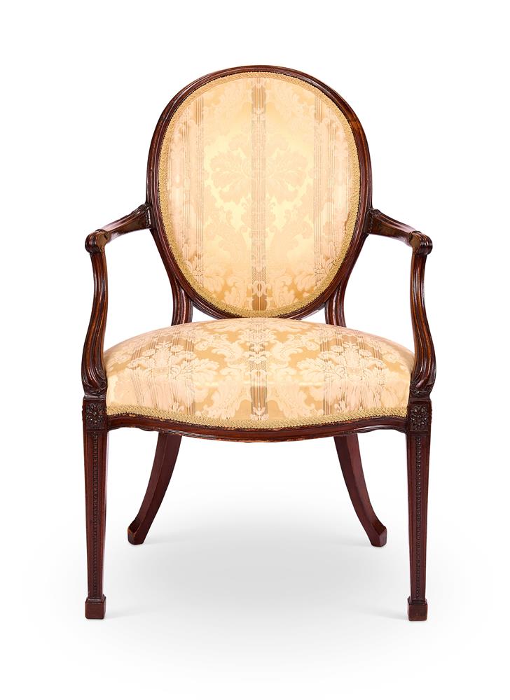 A GEORGE III MAHOGANY OPEN ARMCHAIR - Image 2 of 4