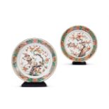 A PAIR OF CHINESE FAMILLE VERTE PLATES, QING DYNASTY