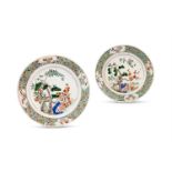 A PAIR OF CHINESE FAMILLE VERTE 'THREE FRIENDS OF WINTER' PLATES, QING DYNASTY