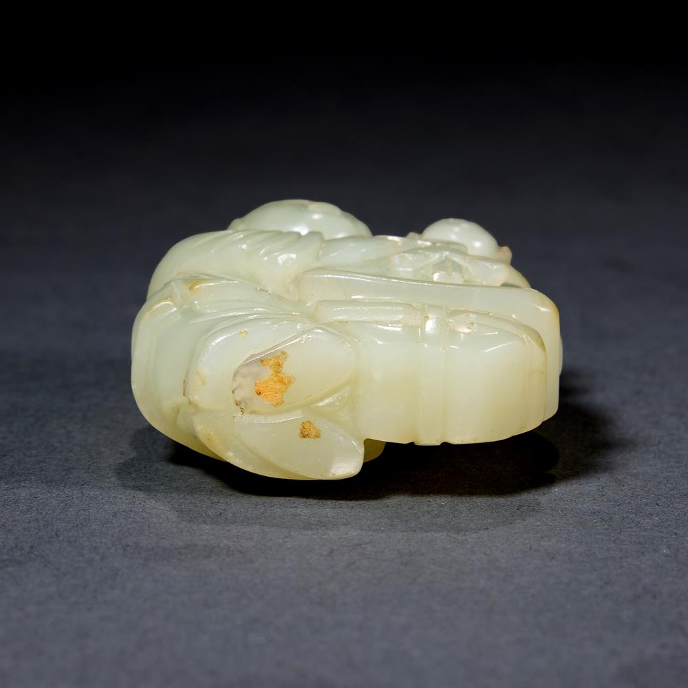 A CHINESE PALE CELADON JADE CARVING OF A 'BOY AND DRUM', QING DYNASTY - Image 3 of 3