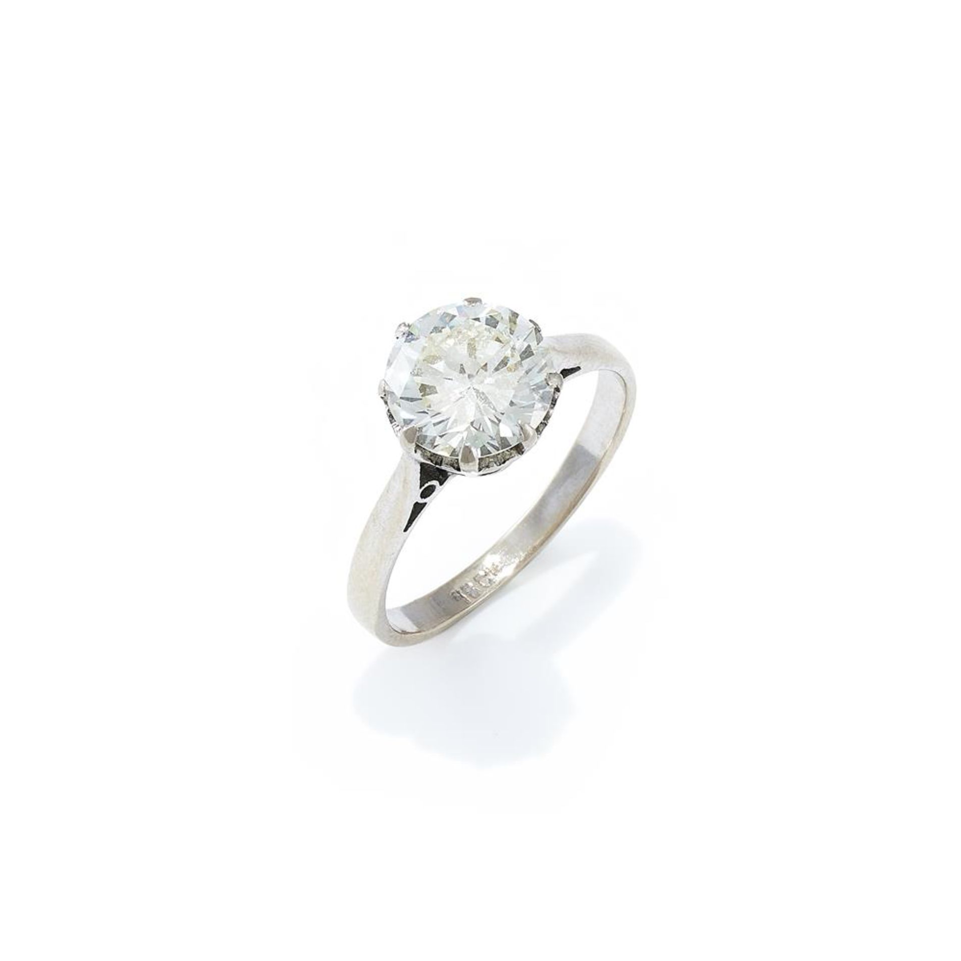 A DIAMOND SINGLE STONE RING