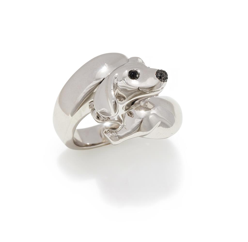 CHOPARD, 'ANIMAL WORLD' A GEM SET DACHSHUND RING