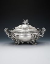 A GEORGE IV SILVER SHAPED OVAL SOUP TUREEN AND COVER