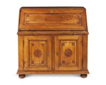 A NORTHERN EUROPEAN OAK BUREAU, 19TH CENTURY