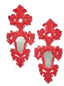 A SMALL PAIR OF CONTINENTAL MIRRORS, LATE 18TH/EARLY 19TH CENTURY AND LATER