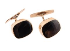 A PAIR OF POLISHED GREENSTONE CUFFLINKS