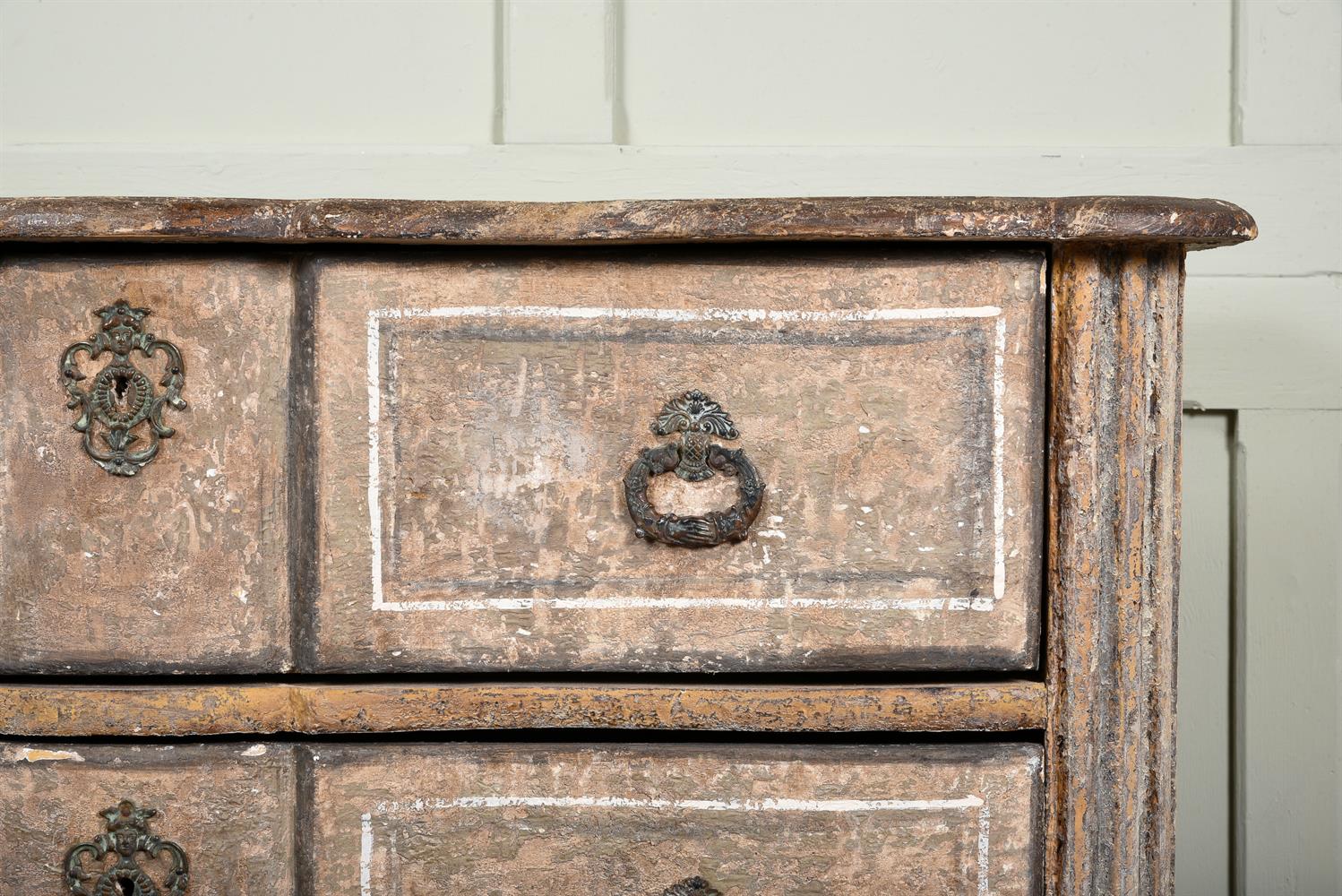 AN ITALIAN SCUMBLE PAINTED BOW SHAPED SERPENTINE COMMODE, 18TH CENTURY - Image 2 of 2