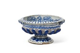 A FRENCH FAIENCE PEDESTAL BOWL, POSSIBLY NEVERS, LATE 17TH CENTURY