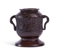 A SMALL BRONZE OIL LAMP, CIRCA 1500