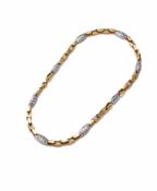 A BI-COLOUR FANCY LINK NECKLACE